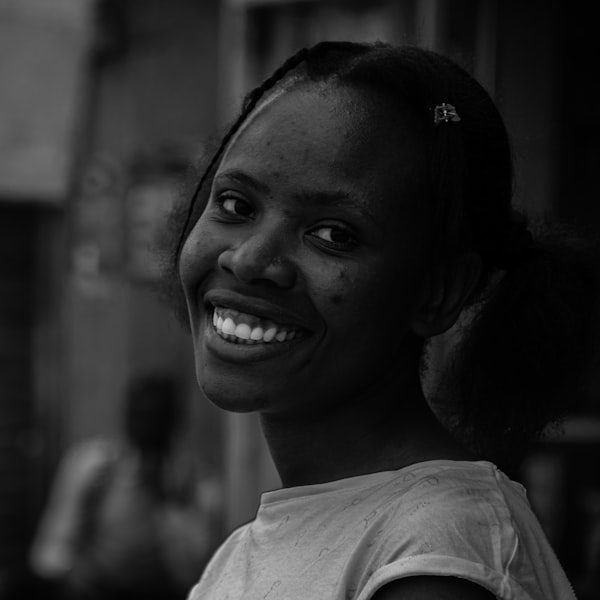 Portrait souriant d'une mère de famille